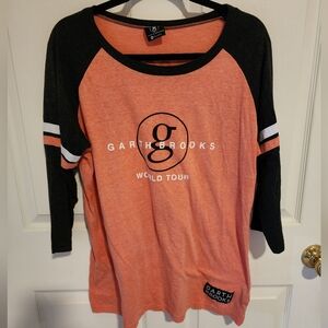 🍁2 for $15🍁 Garth Brooks 2x concert shirt